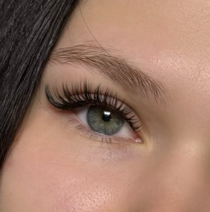 Professionelle Wimpernverlängerung